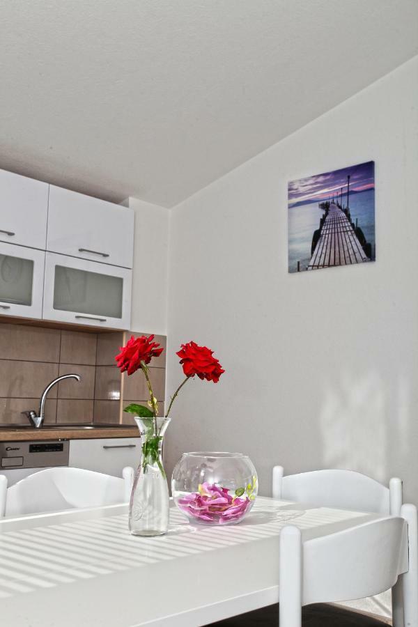 Apartments Ukic Kaštela Εξωτερικό φωτογραφία