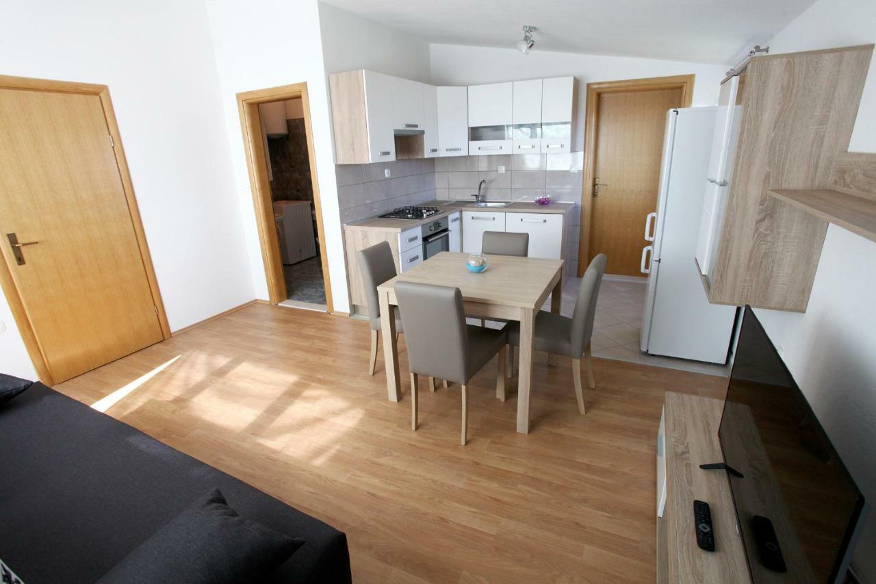 Apartments Ukic Kaštela Εξωτερικό φωτογραφία